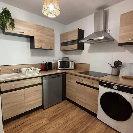 La Douce Parenthese Guest house